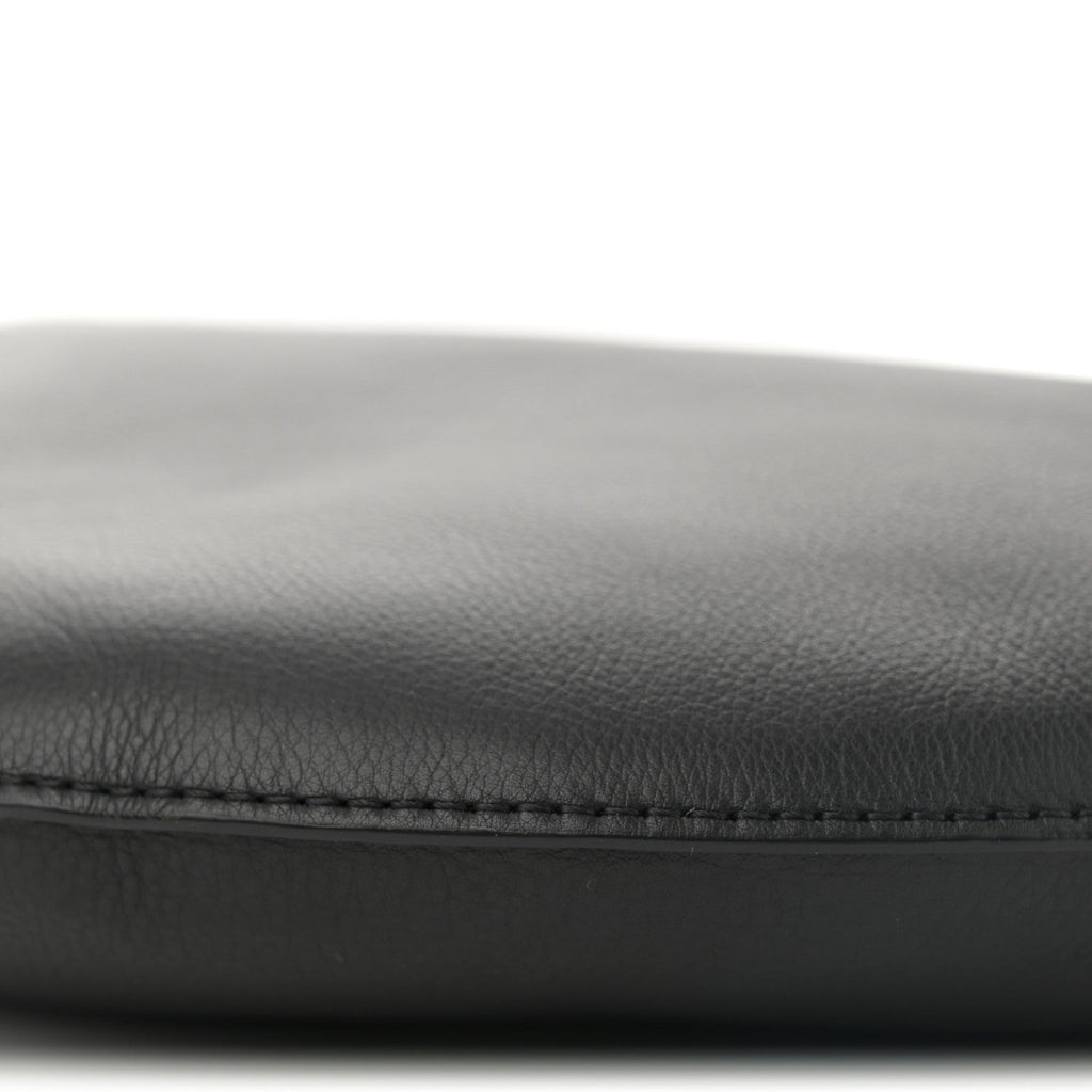 Finely Grained calfskin Calfskin Jouvette Bag Black