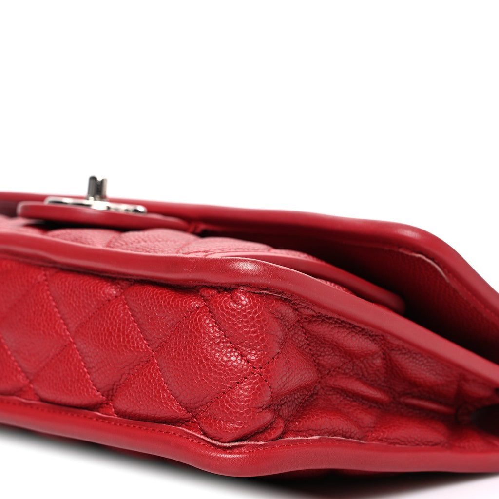 Caviar Quilted Medium French Riviera Flap Red