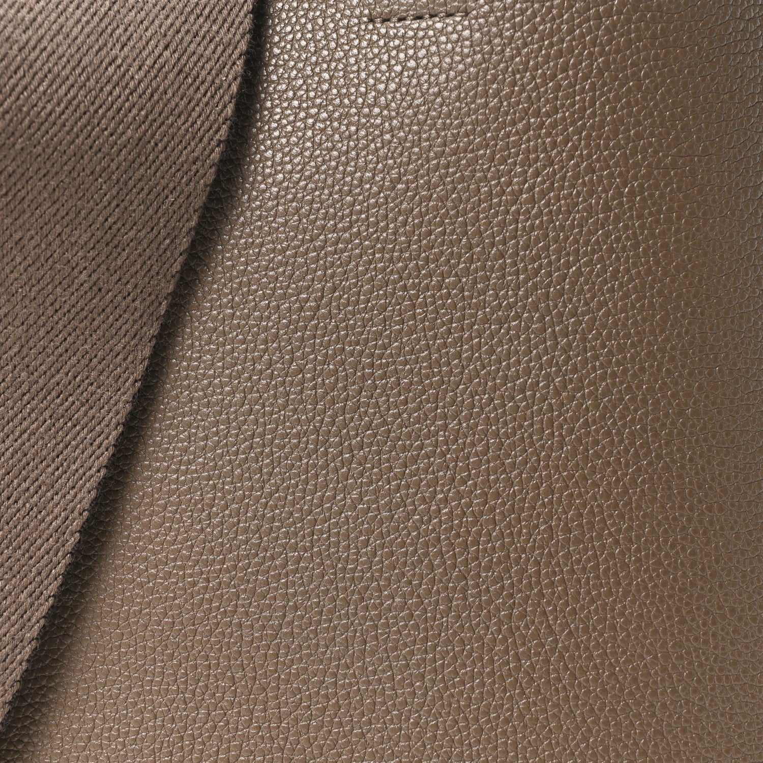 Soft Grained Calfskin Small Sangle Bucket Bag Taupe
