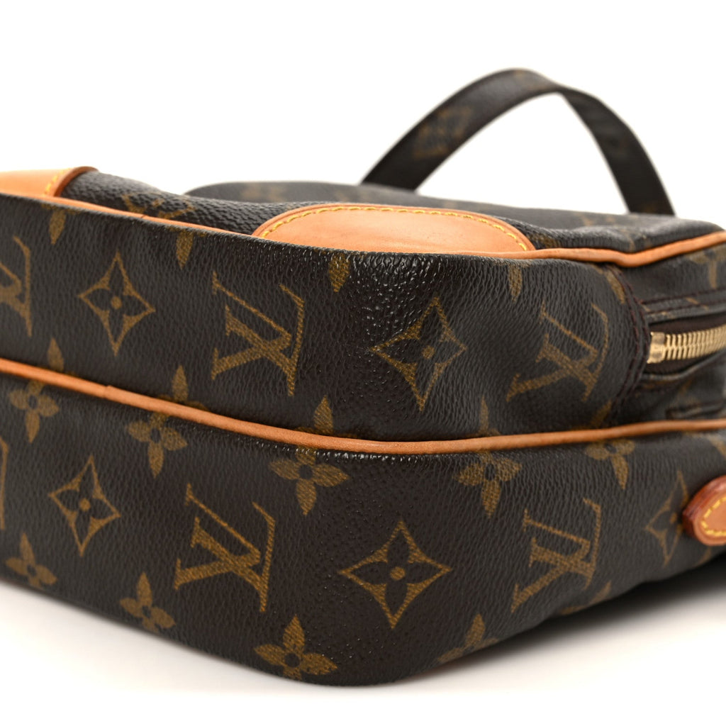Monogram Amazone