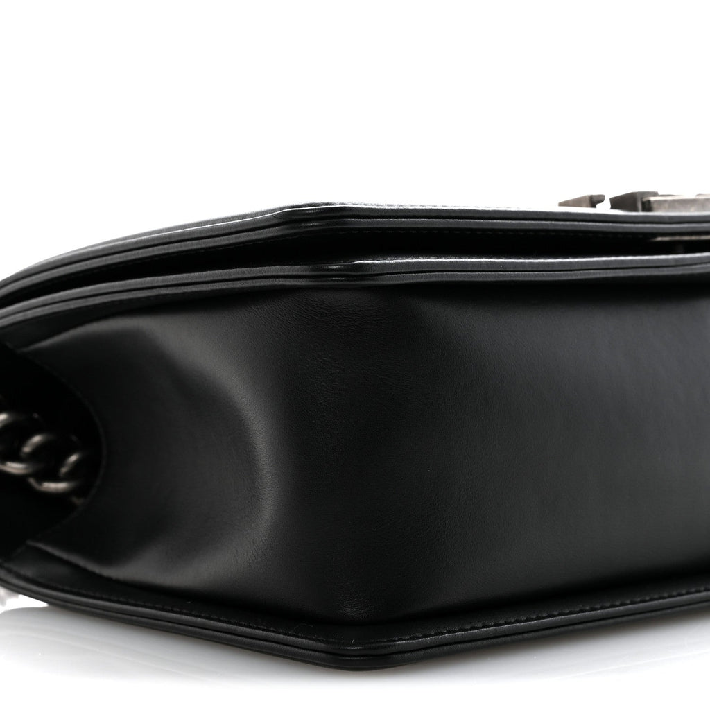 Calfskin Quilted Medium Boy Flap Black