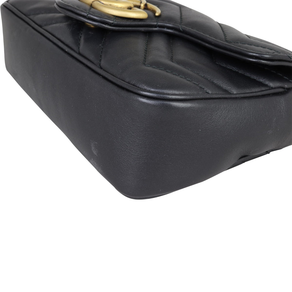 Gucci GG Marmont Matelasse Super Mini Shoulder Bag
