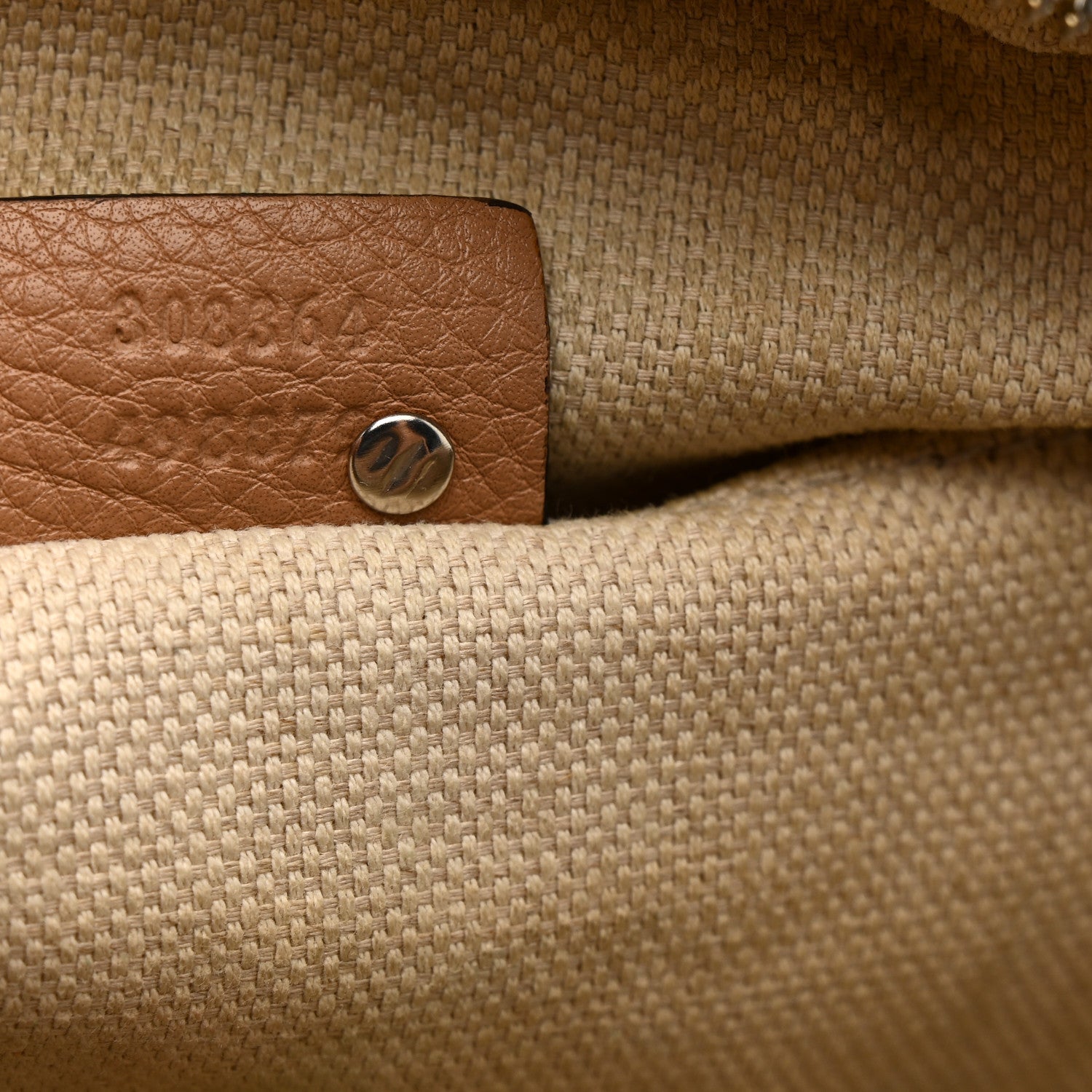 Pebbled Calfskin Small Soho Disco Bag Camelia