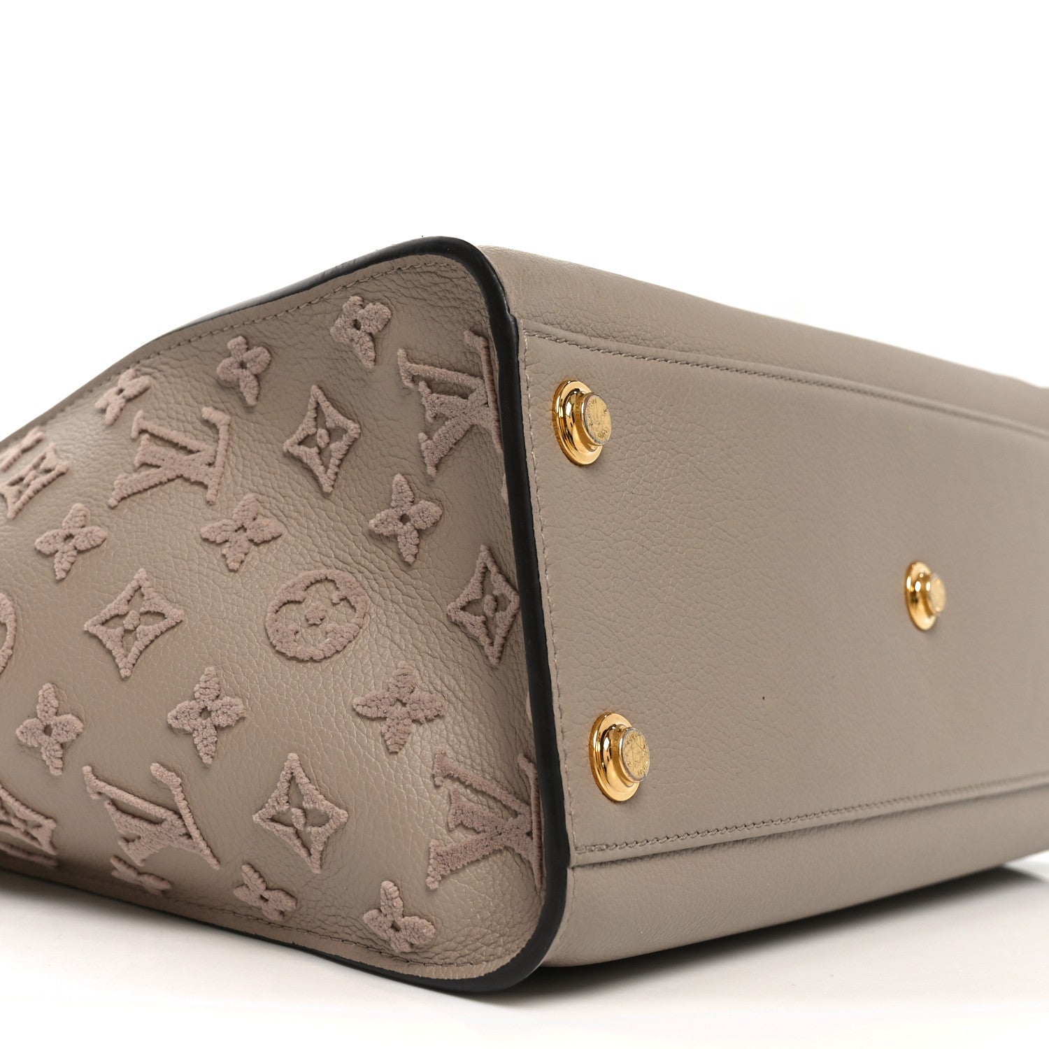 Calfskin Monogram Tufting On My Side Galet