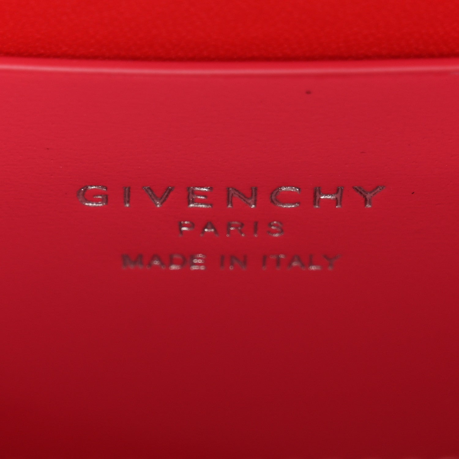 Box Calfskin Antigona Vanity Bag With Chain Neon Pink