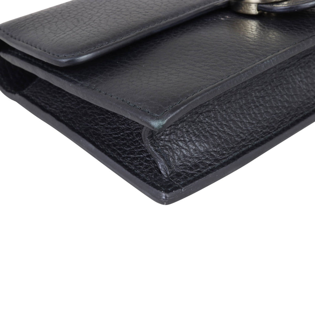 Gucci Interlocking G Wallet on Chain