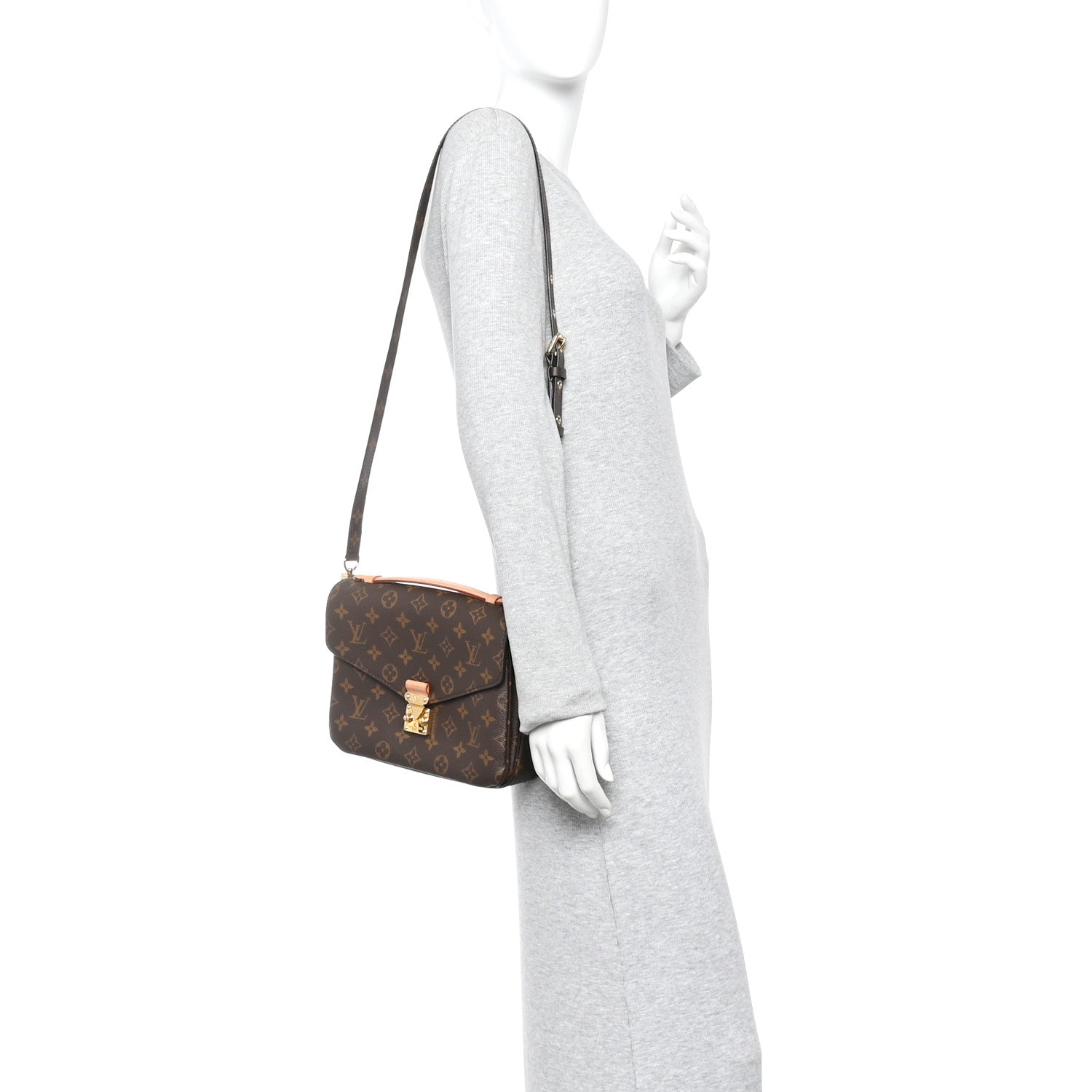 Monogram Pochette Metis