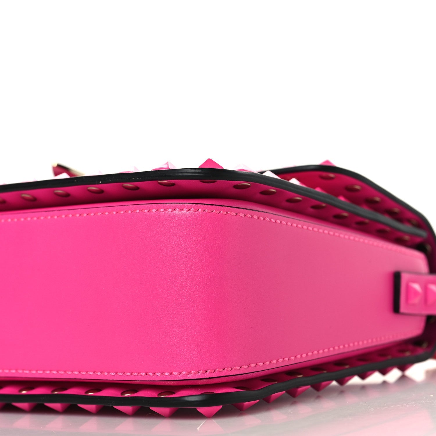 Smooth Calfskin Enamel Tonal Rockstud23 Shoulder Bag Pink PP