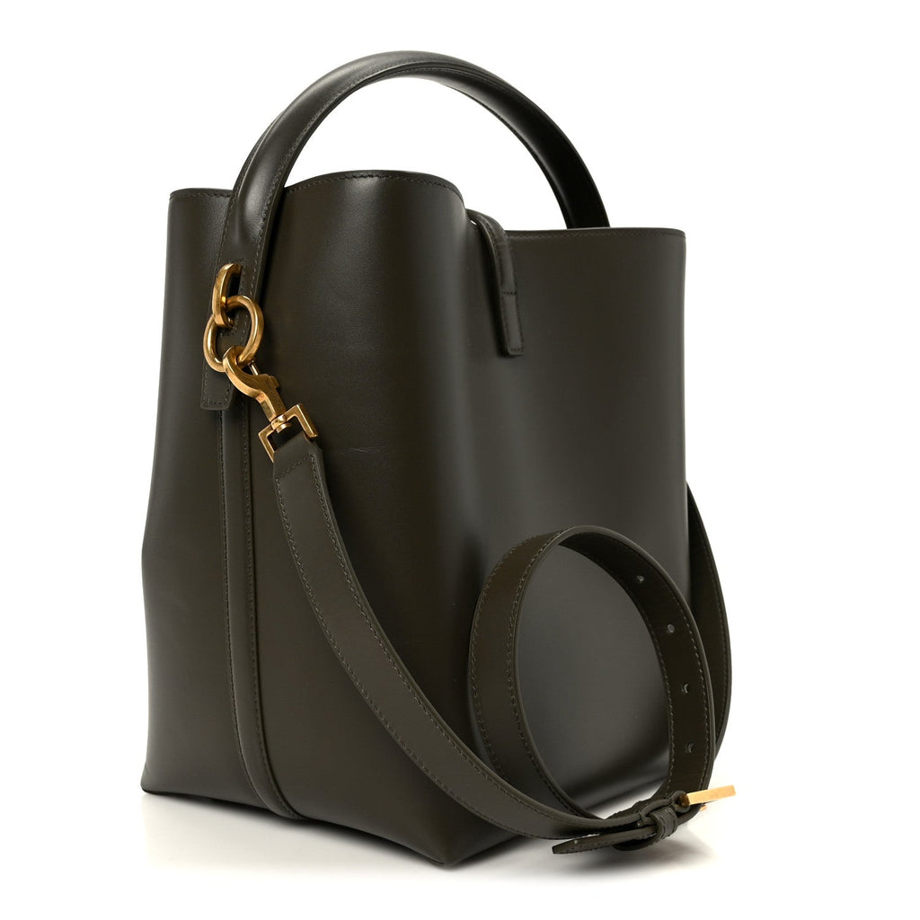 Shiny Calfskin Le 37 Bucket Bag Deep Musk