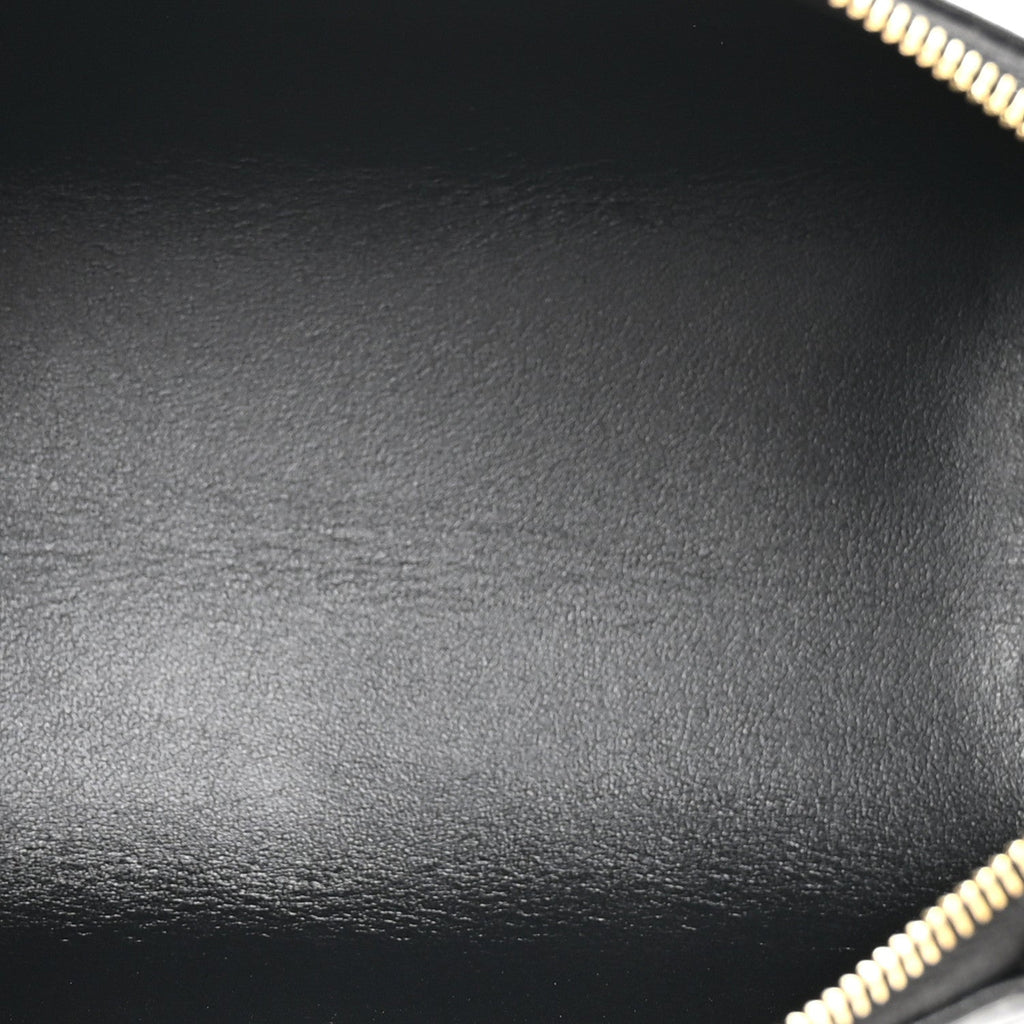 Smooth Calfskin Cuir Triomphe Clutch on Chain Black