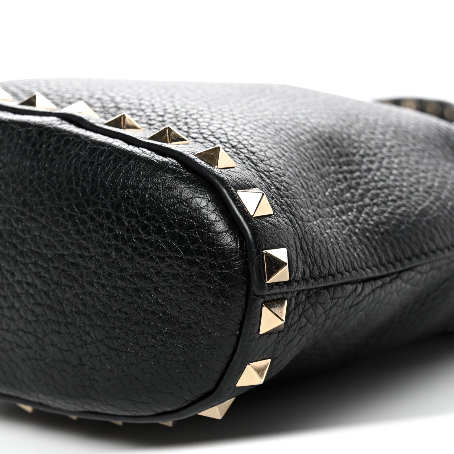 Pebbled Calfskin Rockstud Bucket Bag Black