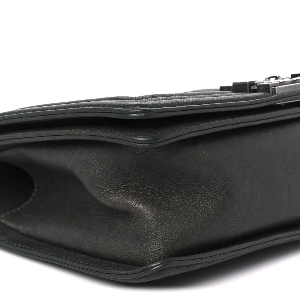 Crumpled Lambskin Medium Studded Boy Flap Black