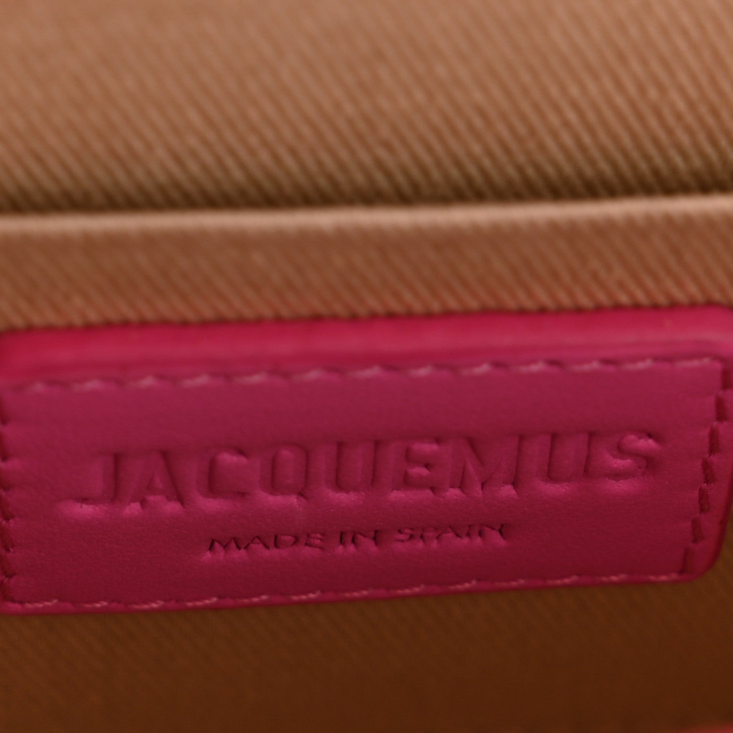 Smooth Calfskin Le Chiquito Noeud Neon Pink