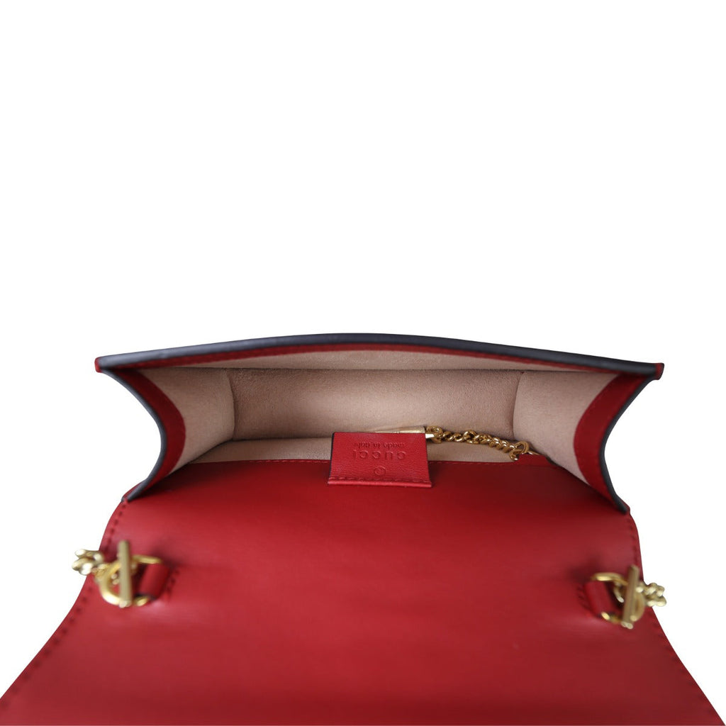 Gucci Sylvie Super Mini Chain Bag