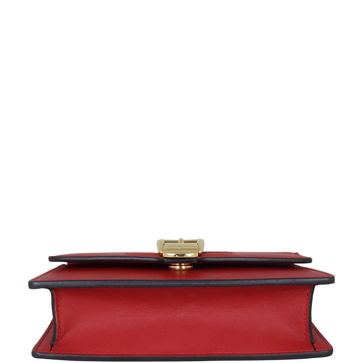 Gucci Sylvie Super Mini Chain Bag