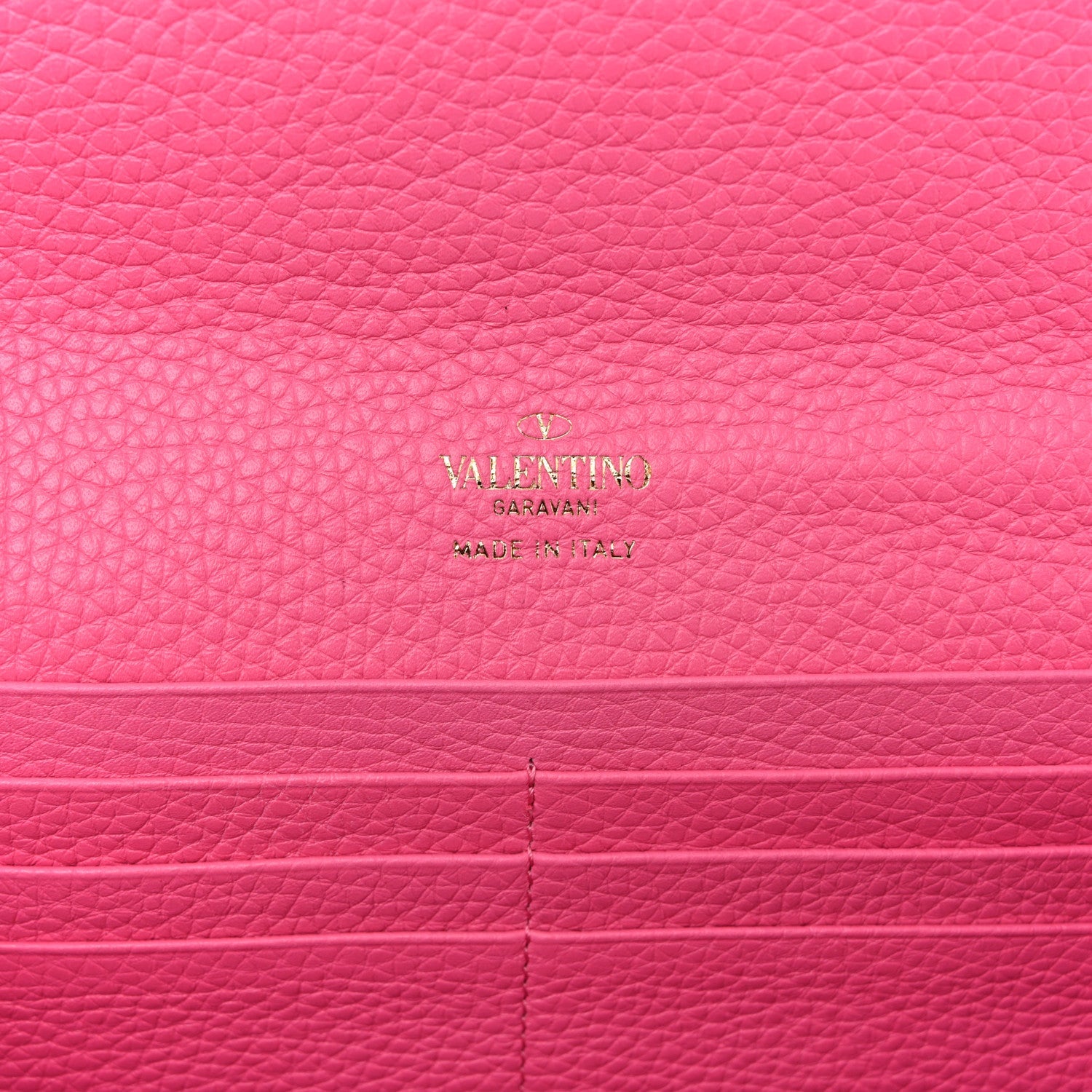 Pebbled Calfskin Rockstud Flip Lock Wallet On Chain Feminine Pink