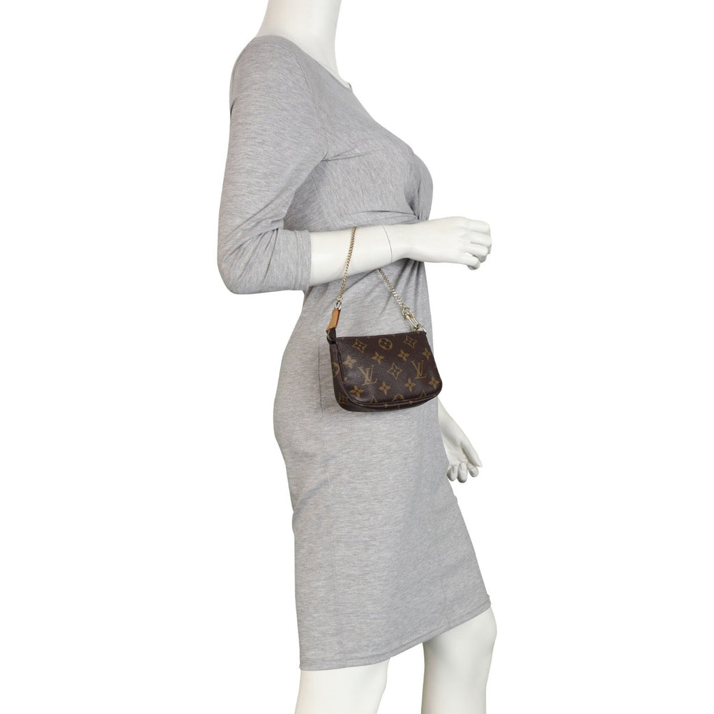 Louis Vuitton Mini Pochette Accessoires Monogram