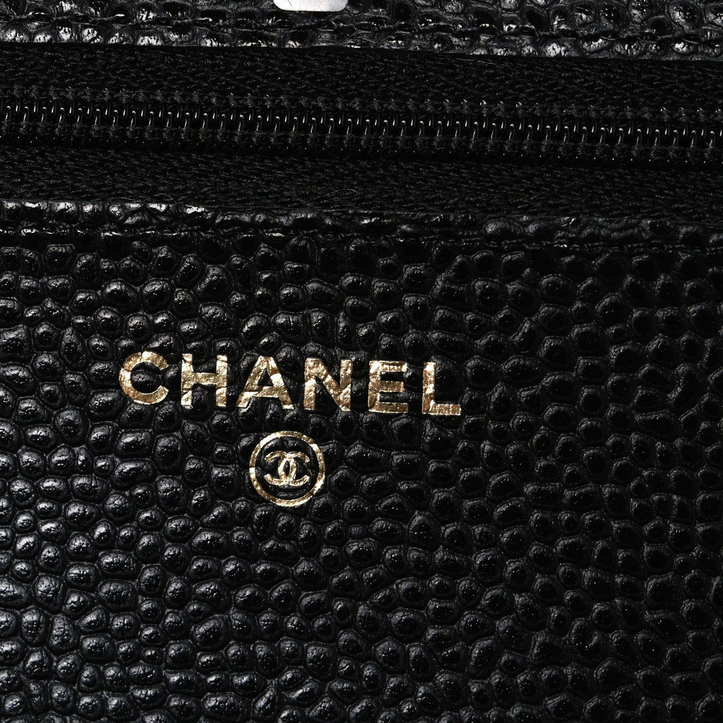 Caviar Quilted CC Turnlock Wallet On Chain WOC Black