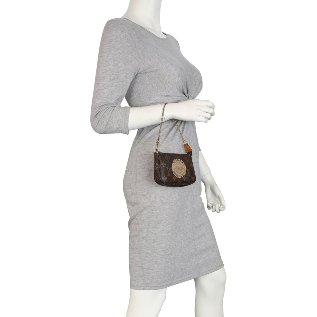 Louis Vuitton Mini Pochette Accessoires Monogram Trunks & Bags