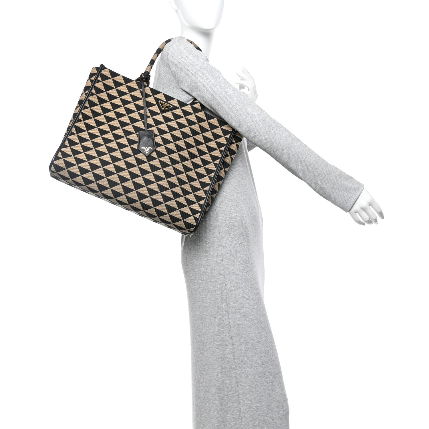 Jacquard Saffiano Triangolo Symbole Embroidered Large Tote Black Corda