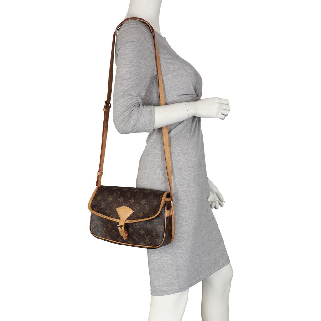 Louis Vuitton Sologne Monogram