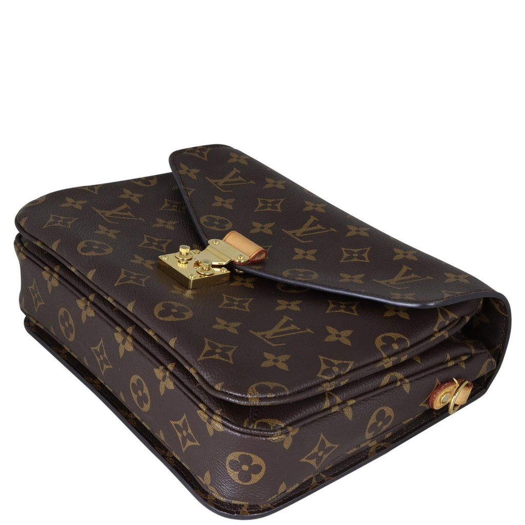 Louis Vuitton Pochette Metis Monogram