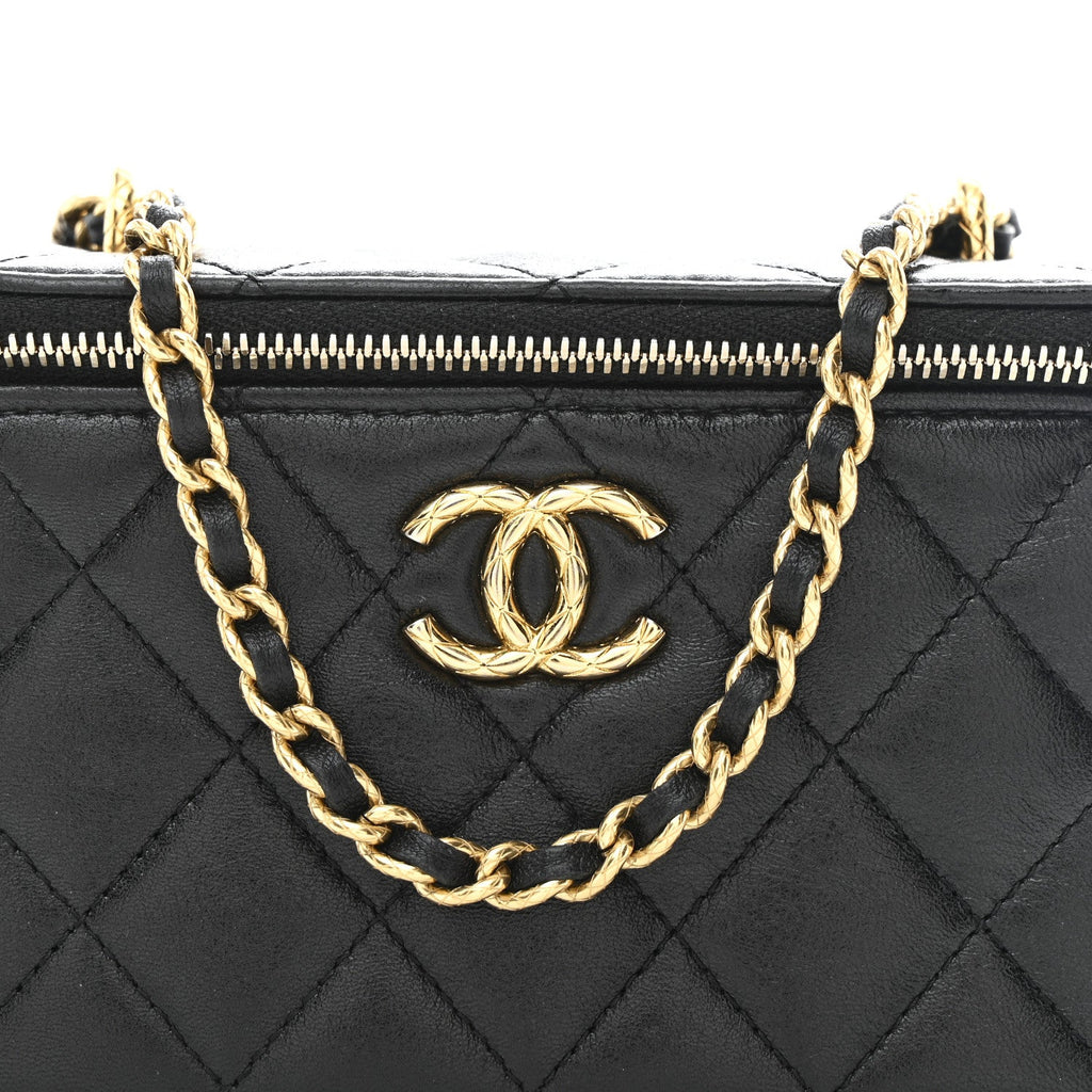 Lambskin Quilted Small CC Dynasty Vanity Case With Chain Black