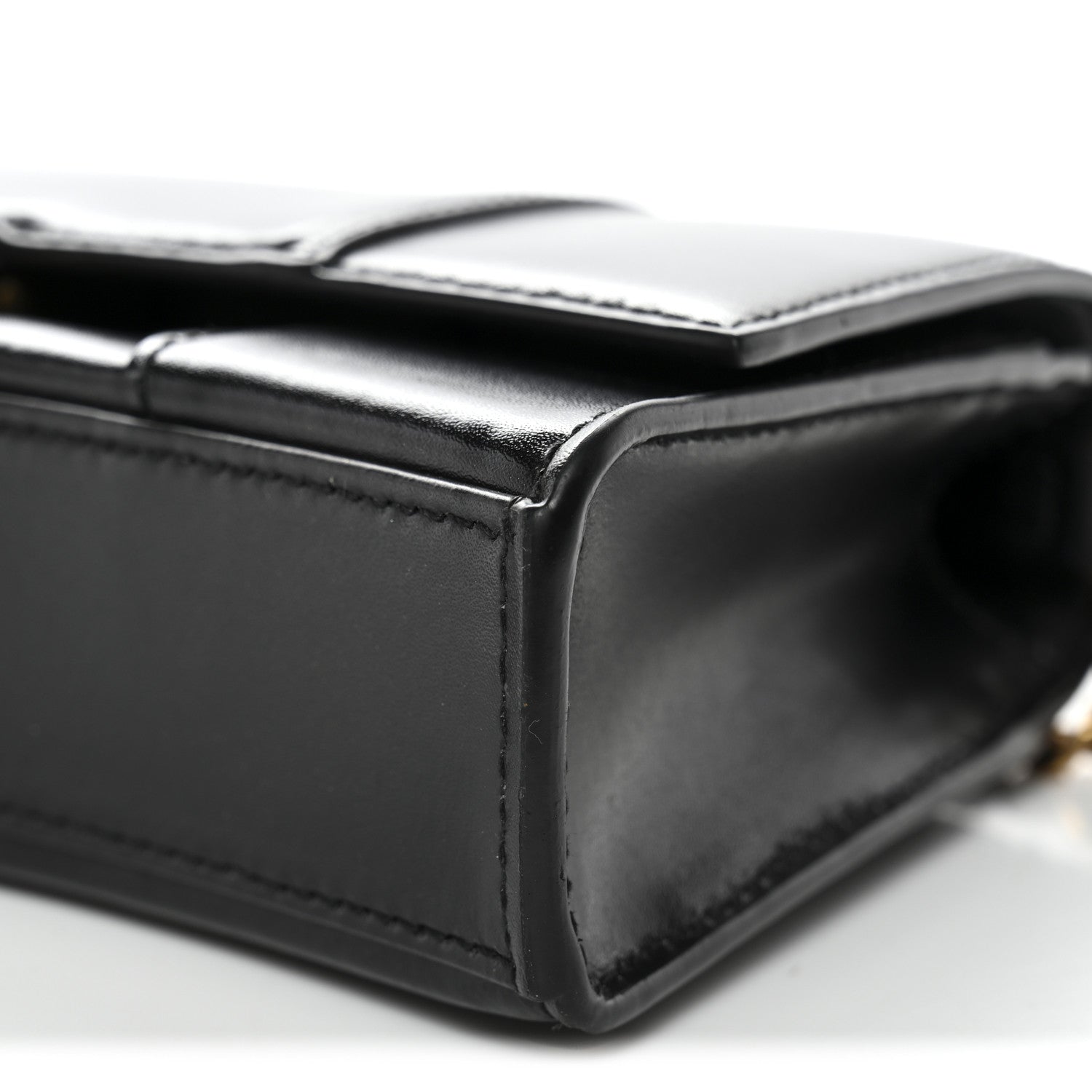 Shiny Box Calfskin Hourglass Chain Bag Black