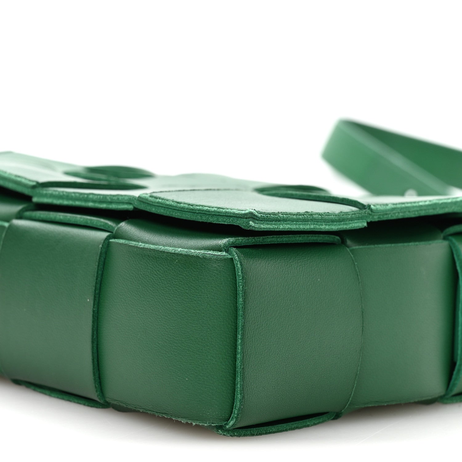 Lambskin Maxi Intrecciato Cassette Crossbody Bag Racing Green