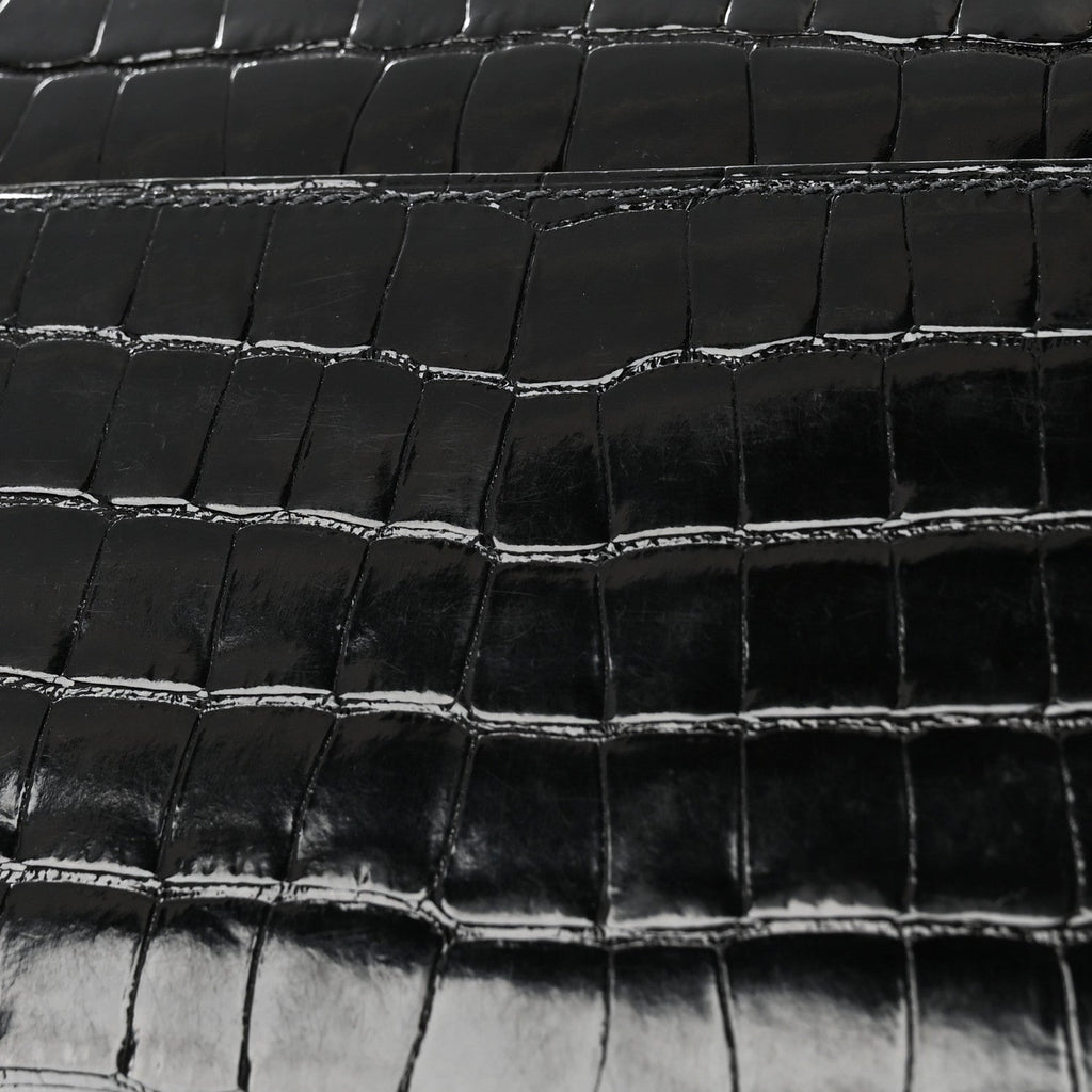 Shiny Alligator Monochrome Constance Long Wallet Black