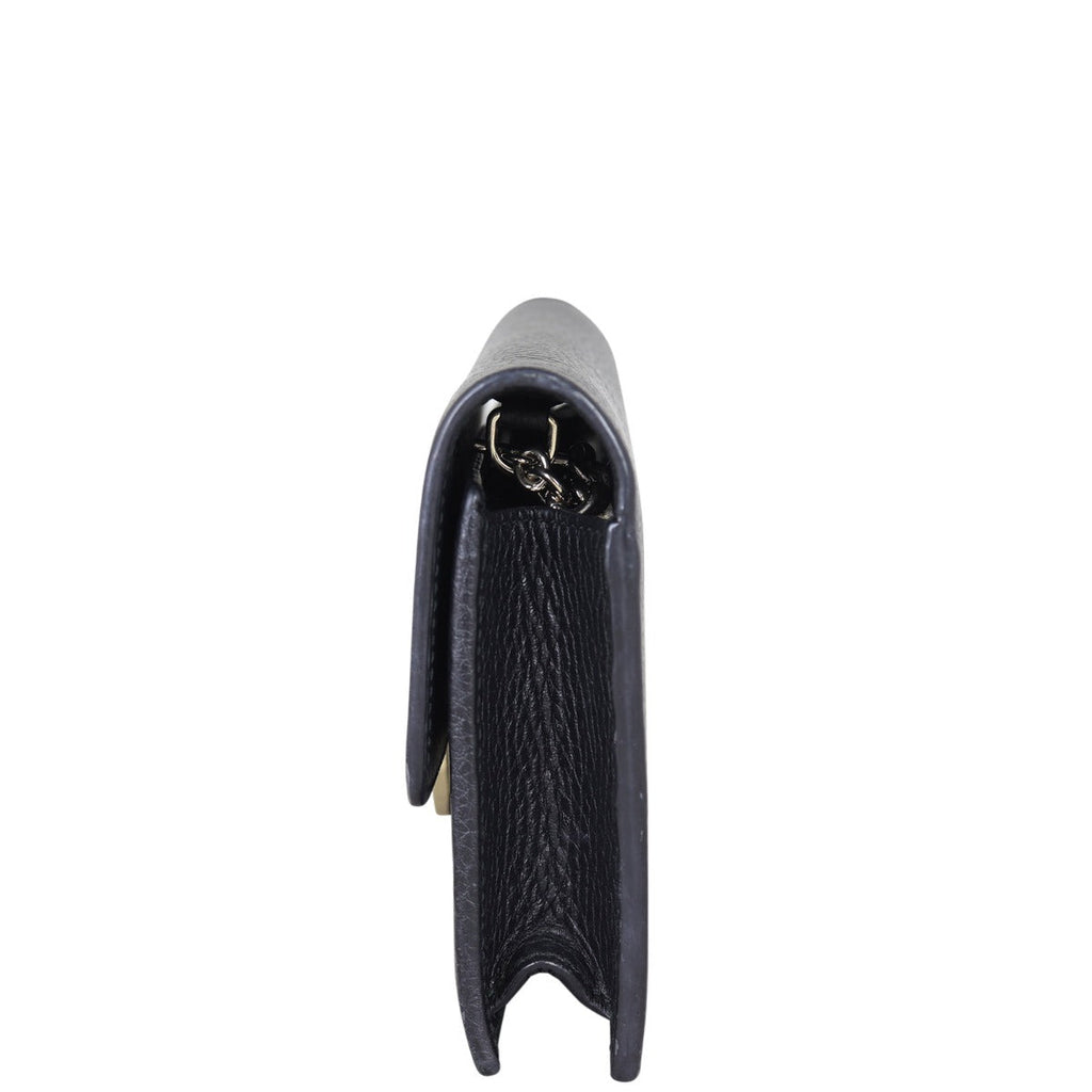 Gucci Interlocking G Wallet on Chain