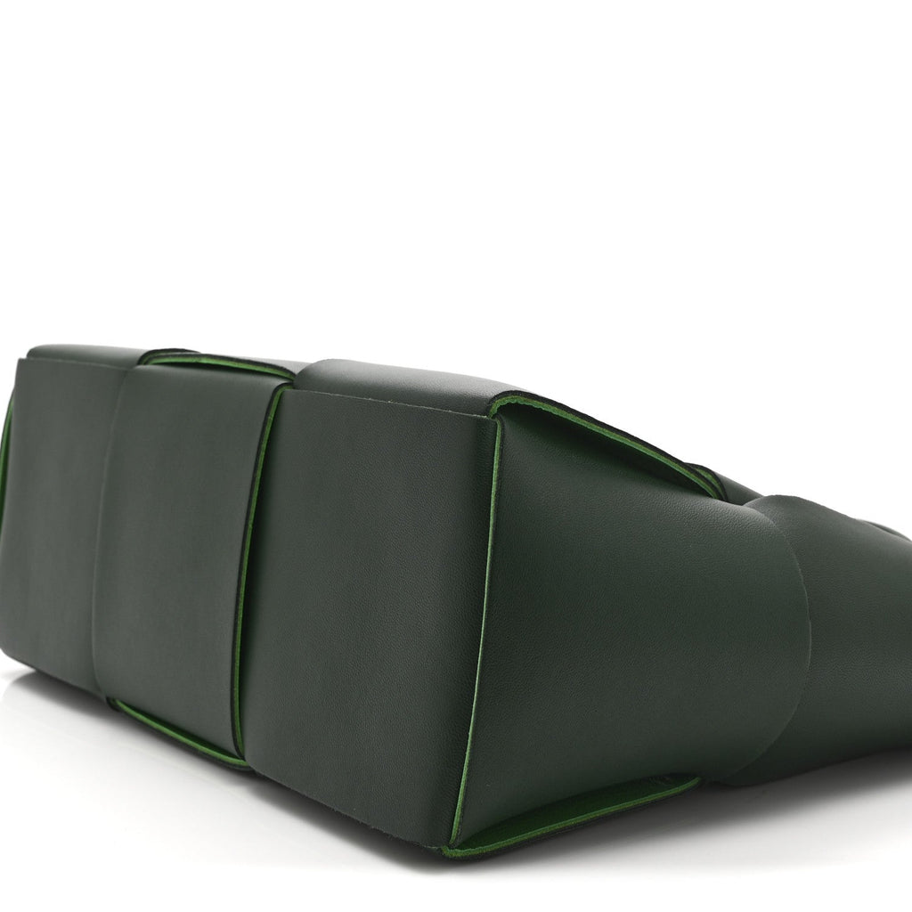 Calfskin Maxi Intrecciato Medium Arco Tote Raintree
