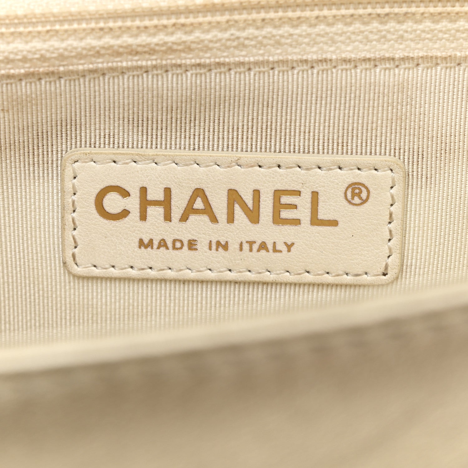 Lambskin Perforated Quilted New Medium Boy Flap Gold