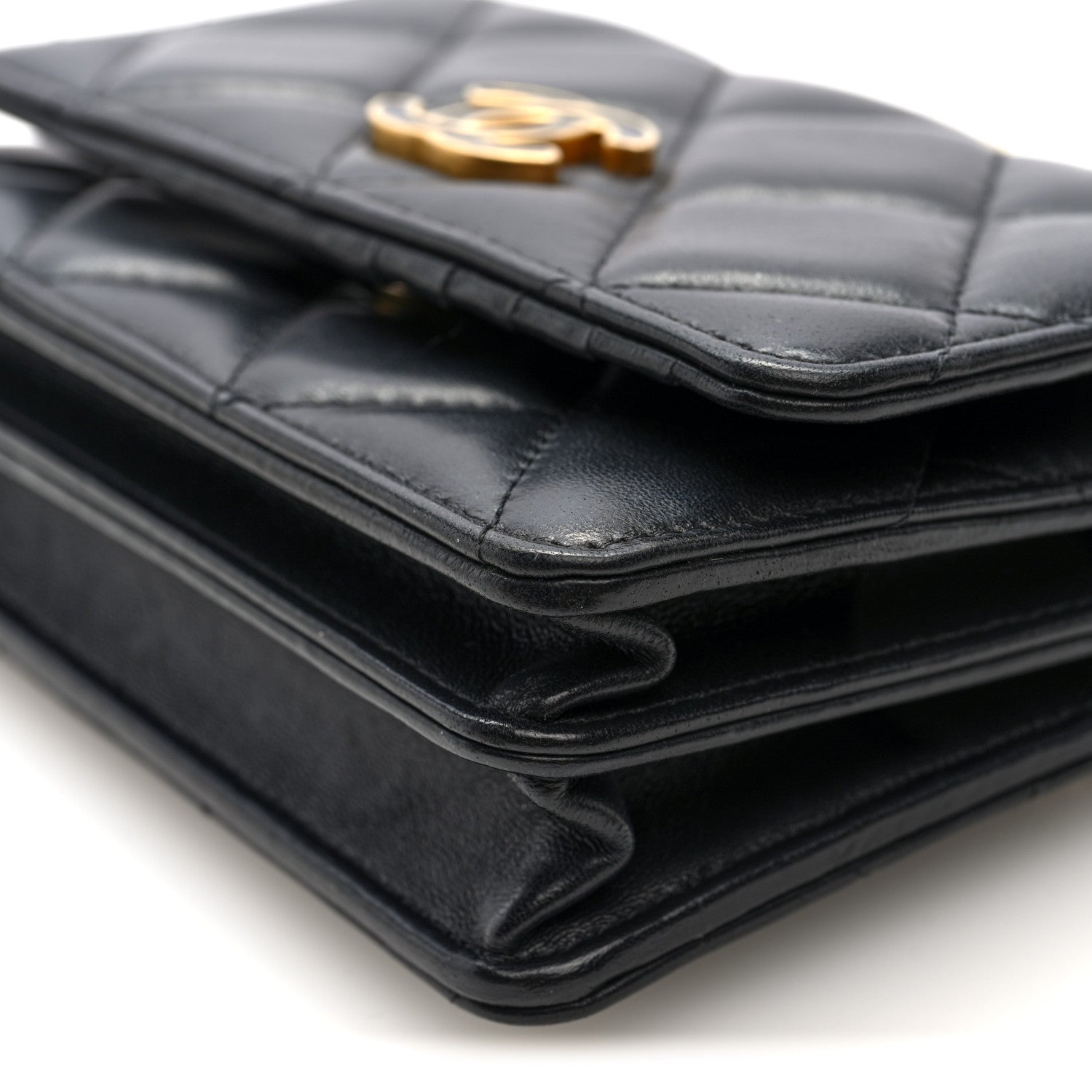 Lambskin Enamel Quilted Pending CC Clutch With Chain Black