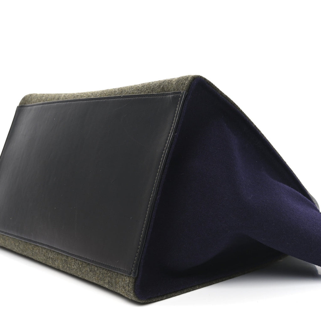 Smooth Calfskin Felt Medium Trapeze Khaki