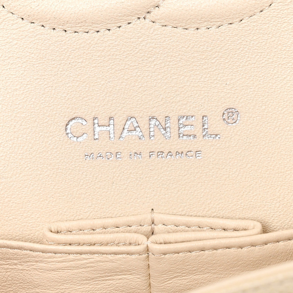 Iridescent Caviar Quilted Medium Double Flap White