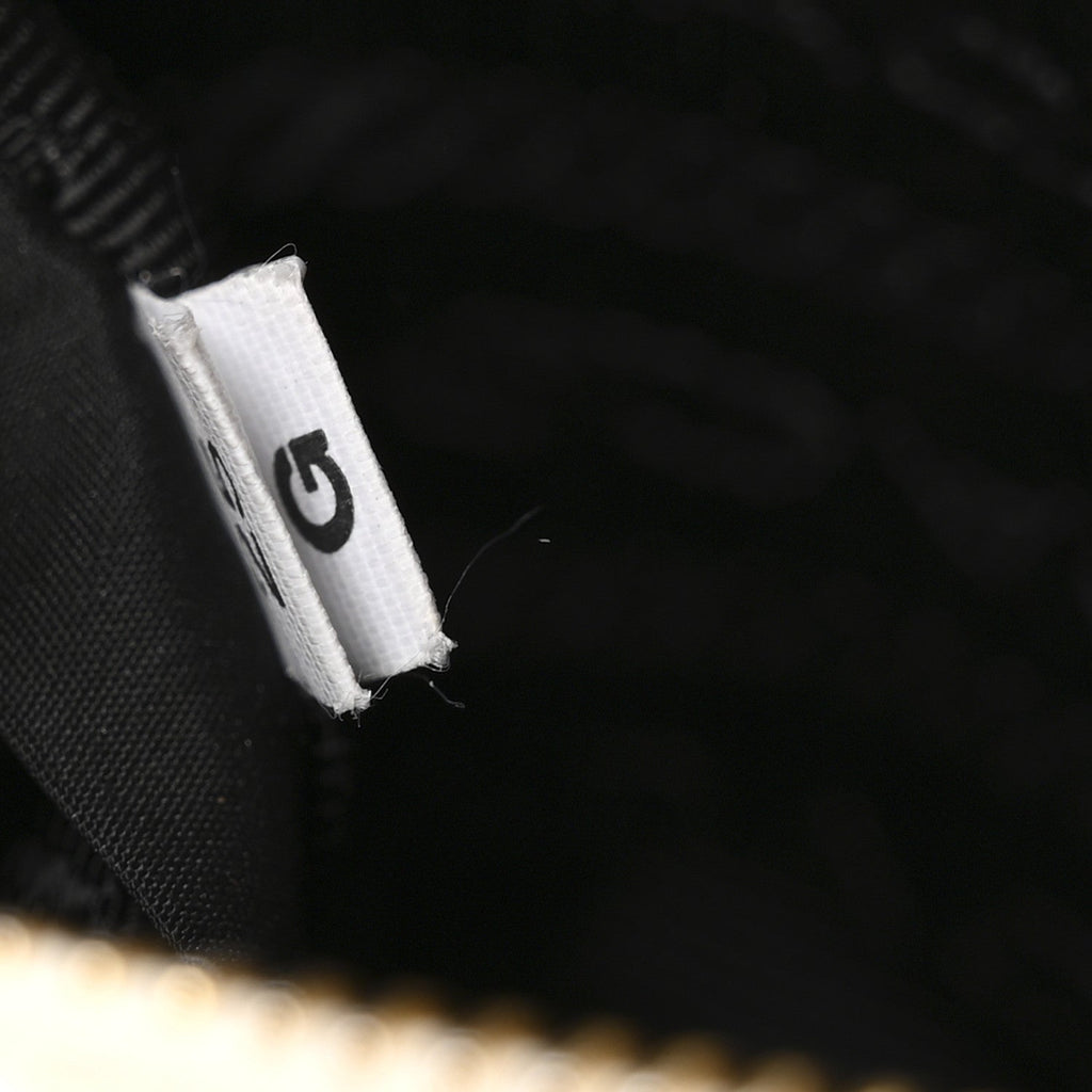 Saffiano Re-Edition 2005 Shoulder Bag White