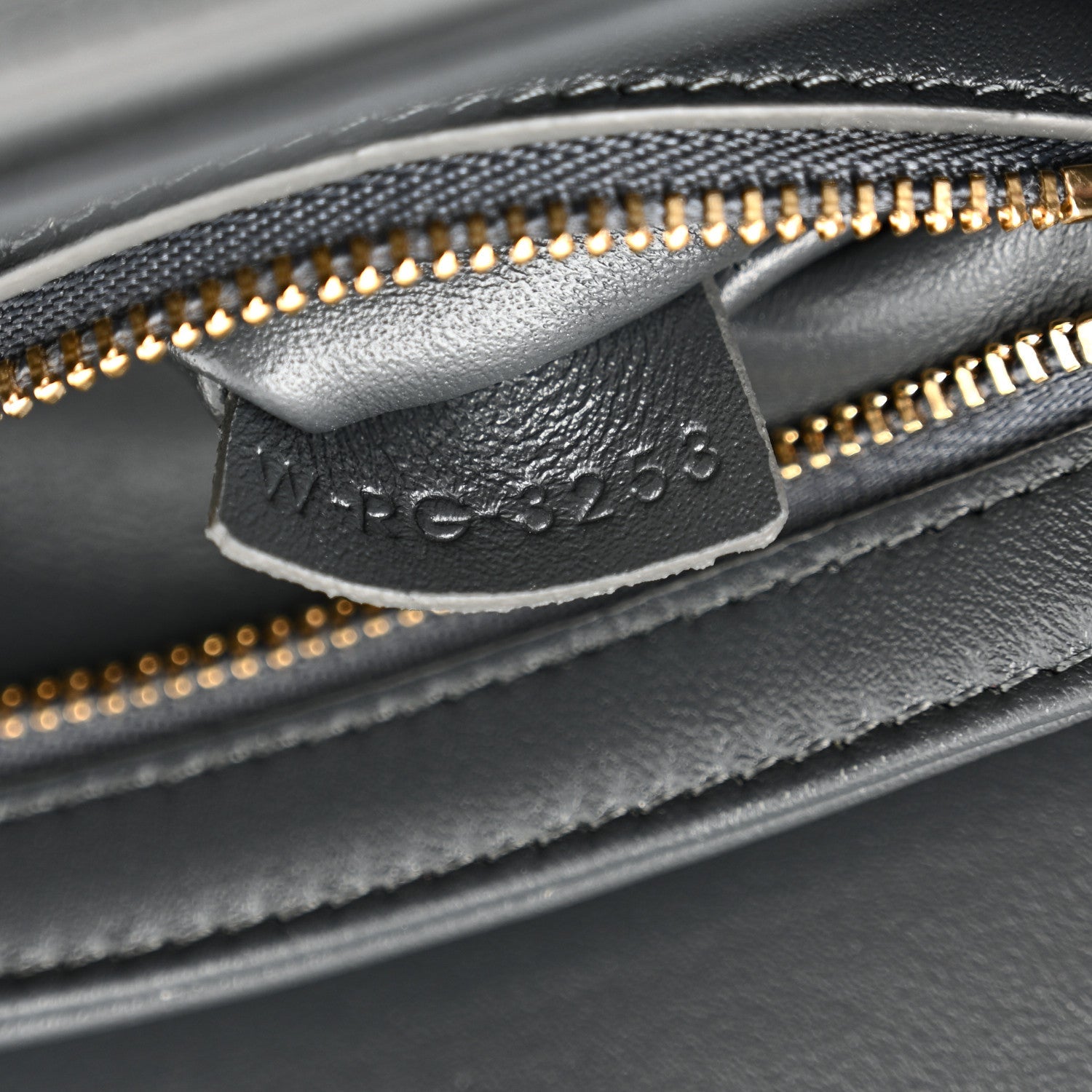 Shiny Calfskin Teen Triomphe Dark Grey