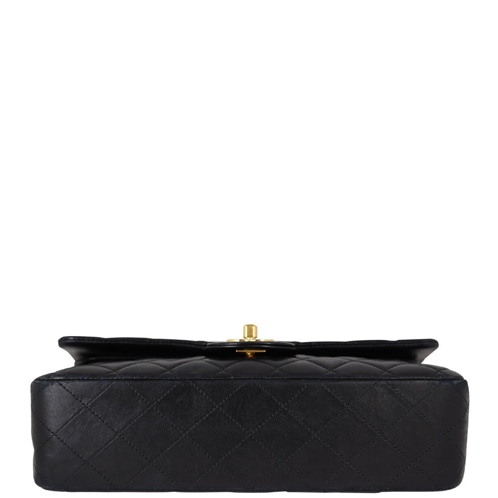 Chanel Classic Double Flap Medium | 6 Series