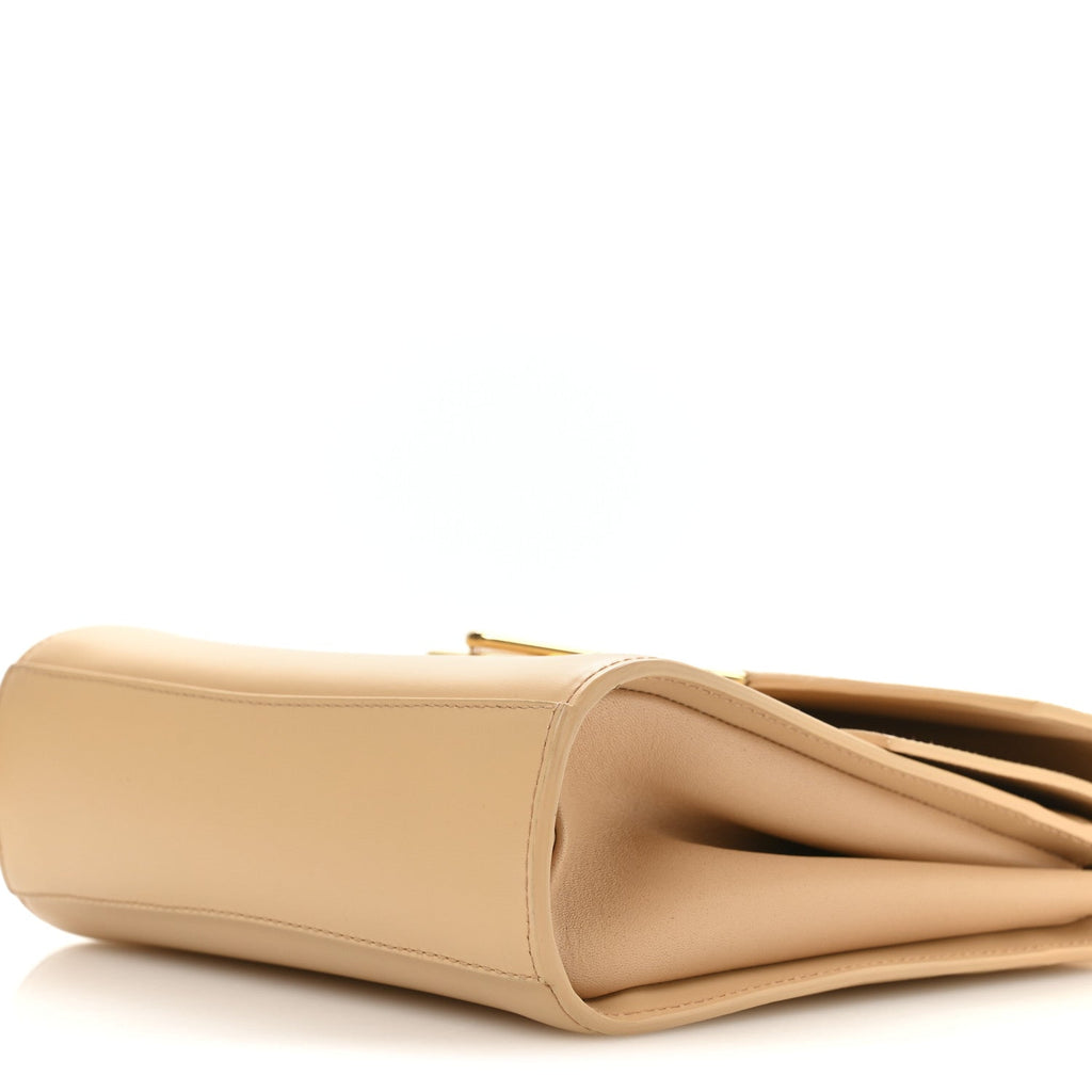Box Calfskin Nappa Clip Bag Almond Gold
