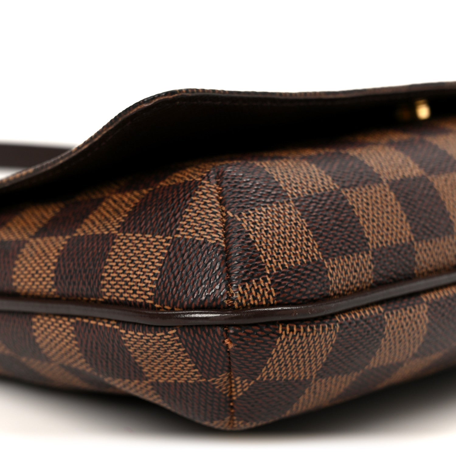Damier Ebene Musette Tango
