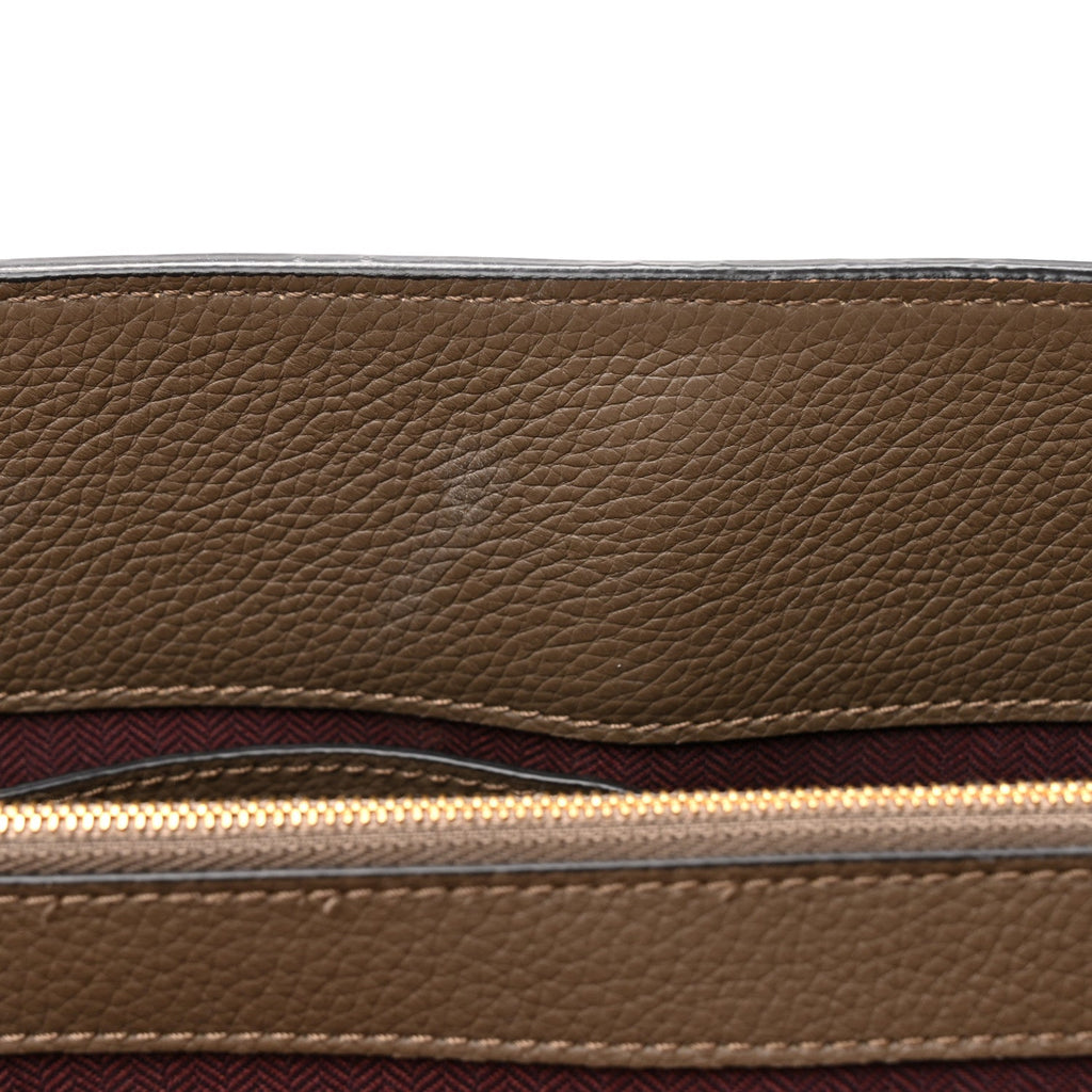 Small Classic Grain Calfskin Seaton Clay