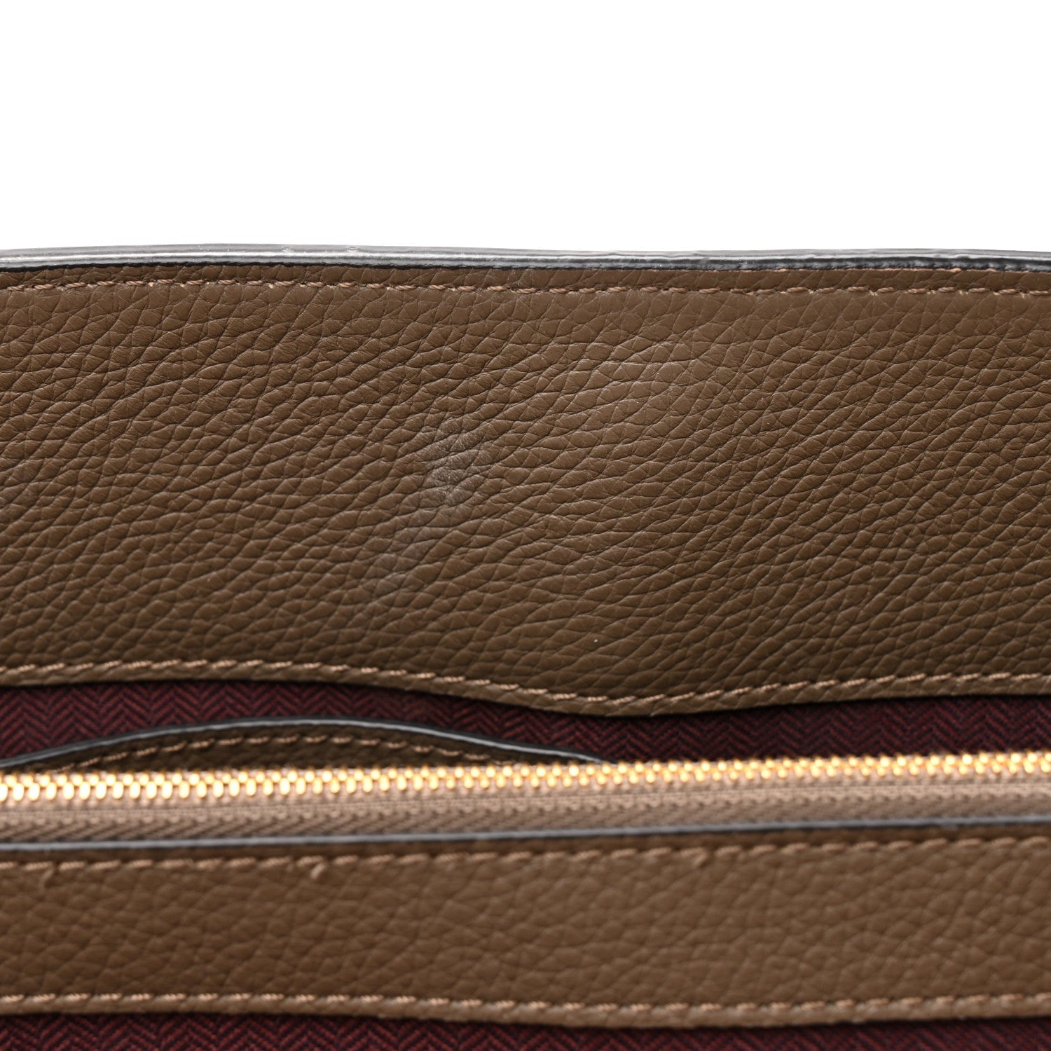Small Classic Grain Calfskin Seaton Clay