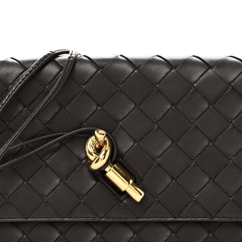 Nappa Intrecciato Andiamo Pouch On Strap Fondant