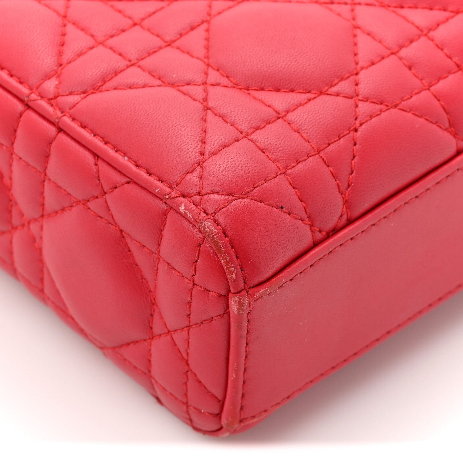 Lambskin Cannage Medium Lady D-Joy Red