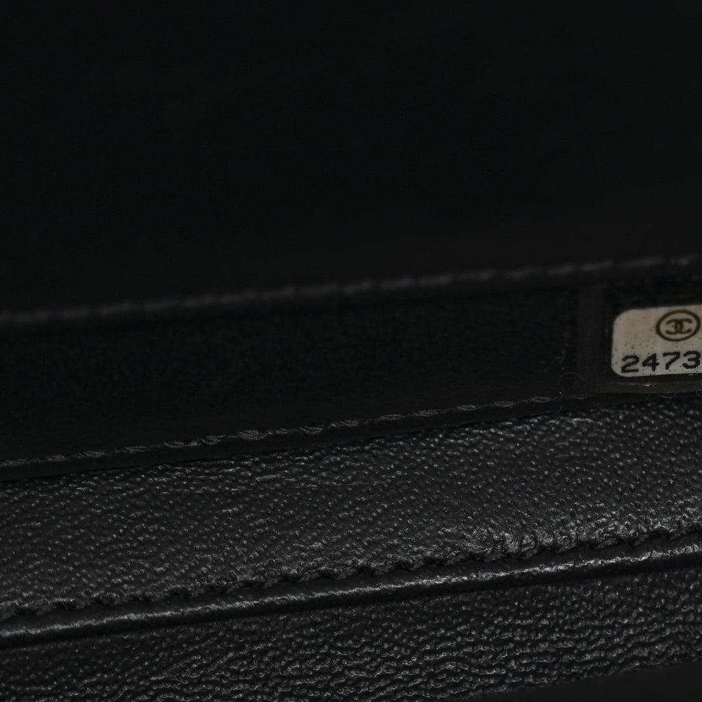 Caviar Quilted Small CC Filigree Vanity Case Navy Black