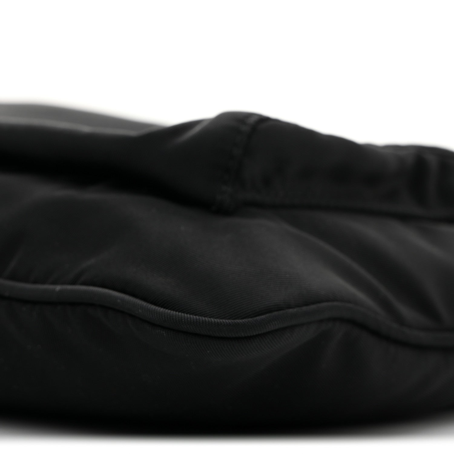 Tessuto Nylon Saffiano Flat Messenger Bag Black