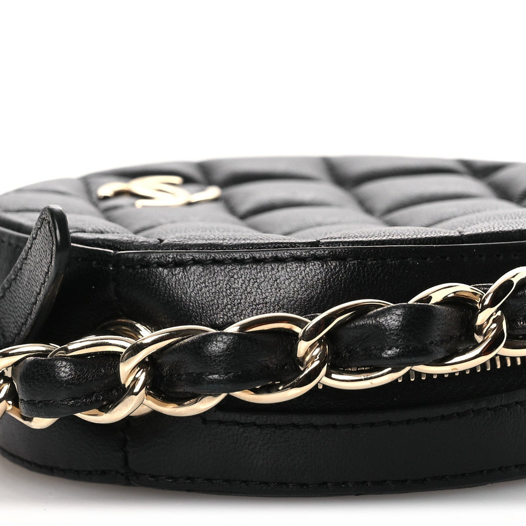 Lambskin Quilted Chain Round Mini Clutch Black