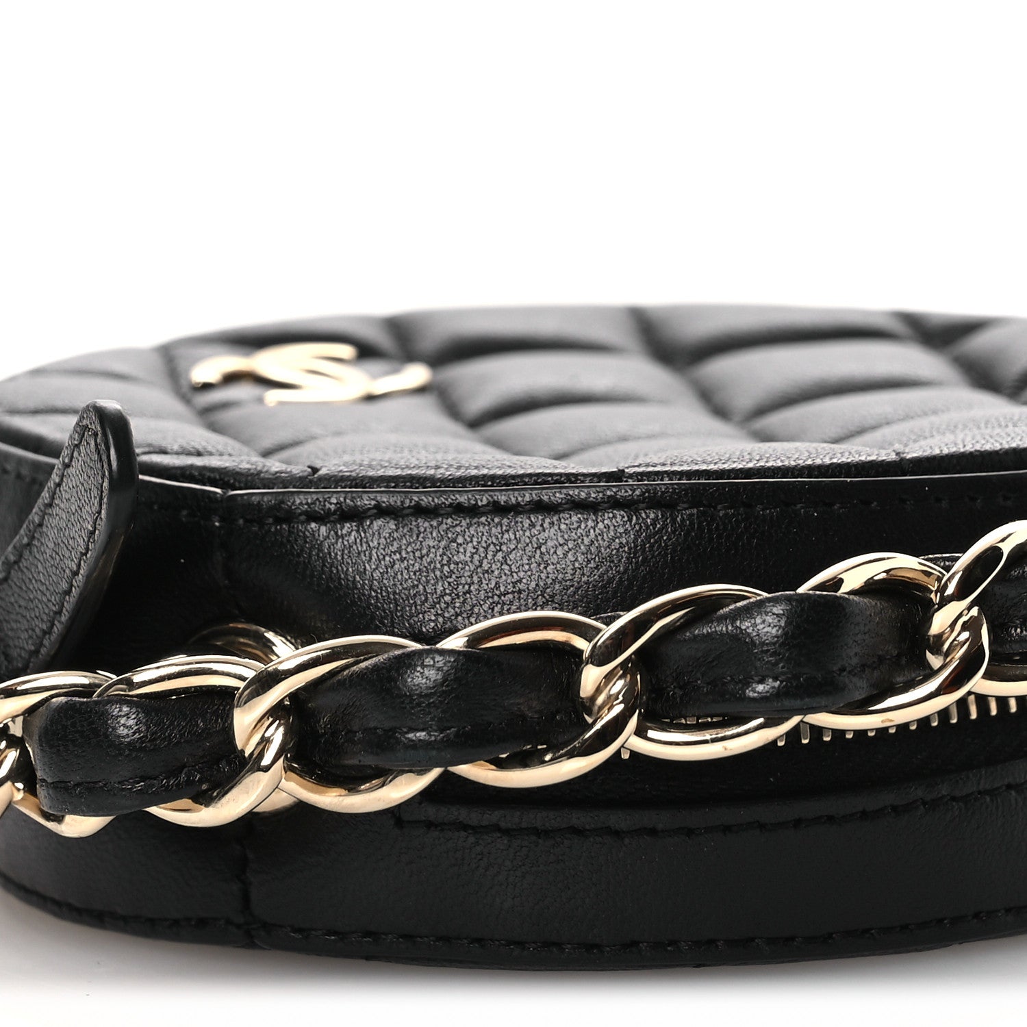 Lambskin Quilted Chain Round Mini Clutch Black