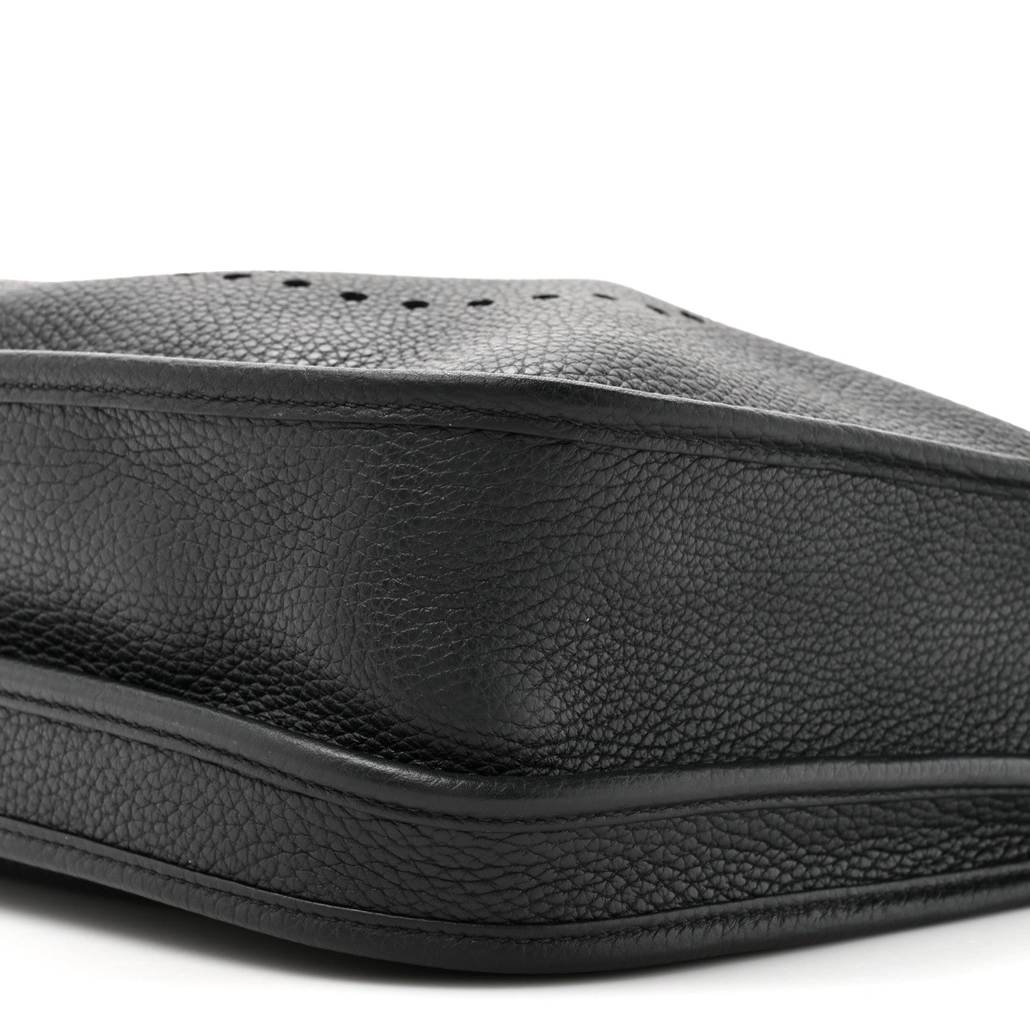 Taurillon Clemence Evelyne III PM Black